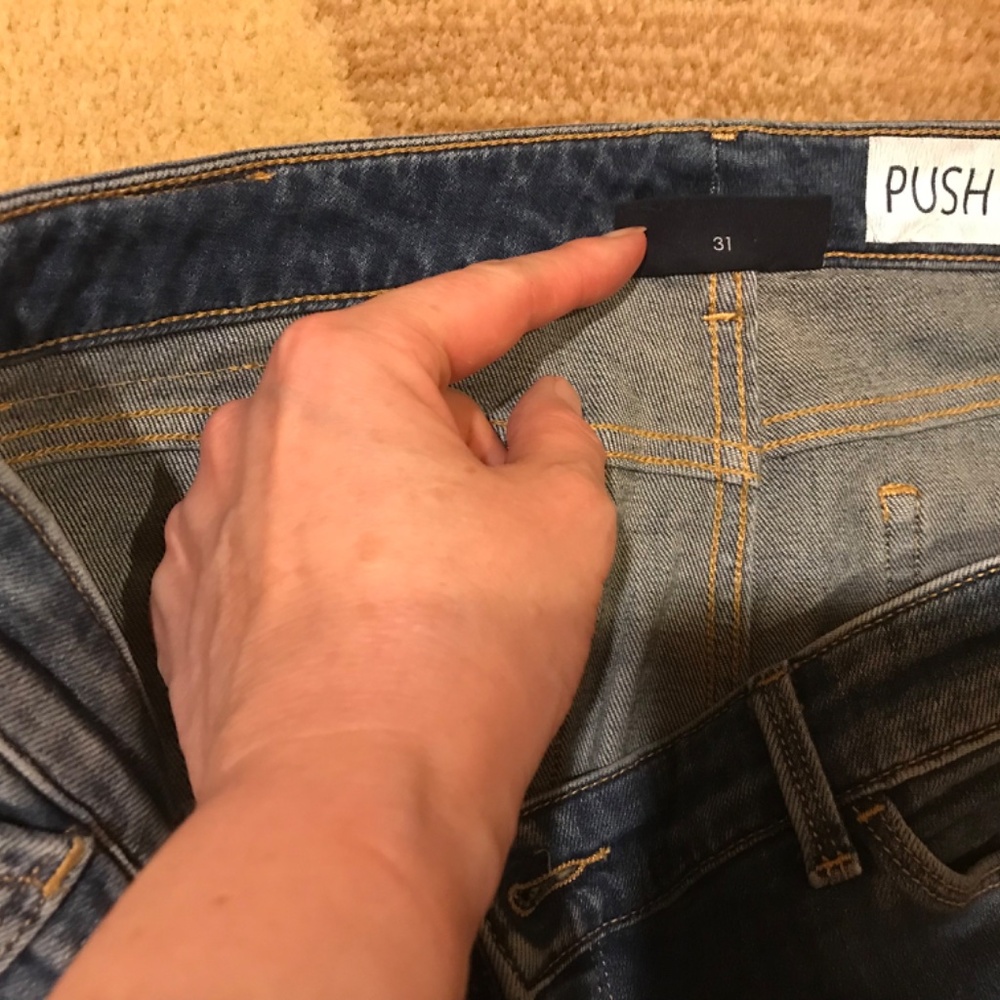 Armani Jeans View 5